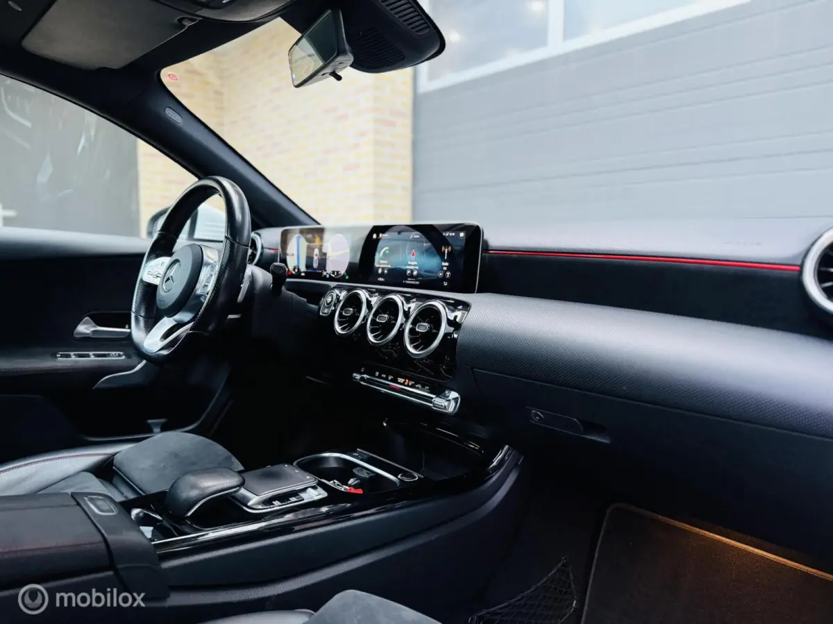 200 Launch Edition Premium 2018