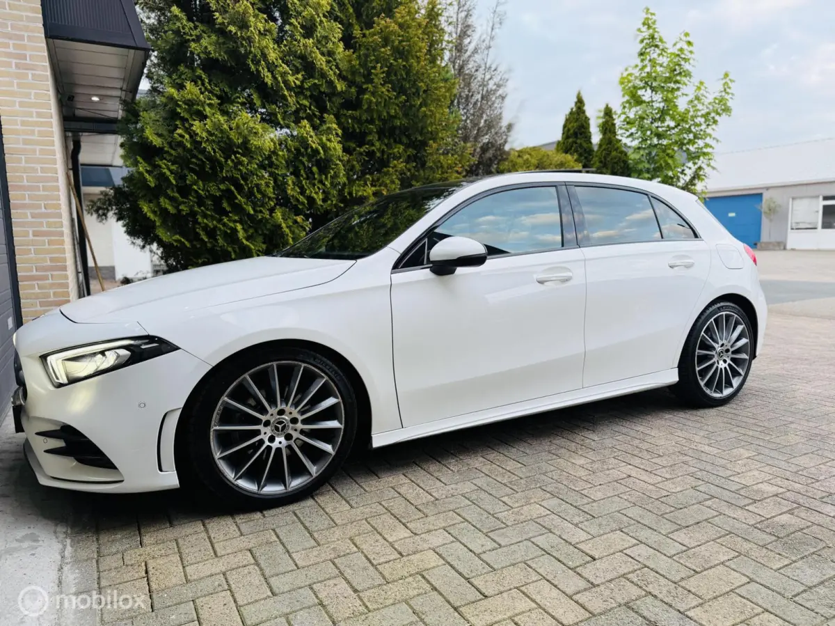200 Launch Edition Premium 2018