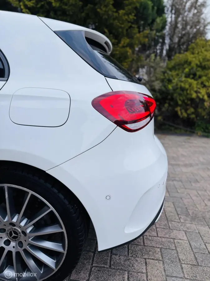 200 Launch Edition Premium 2018