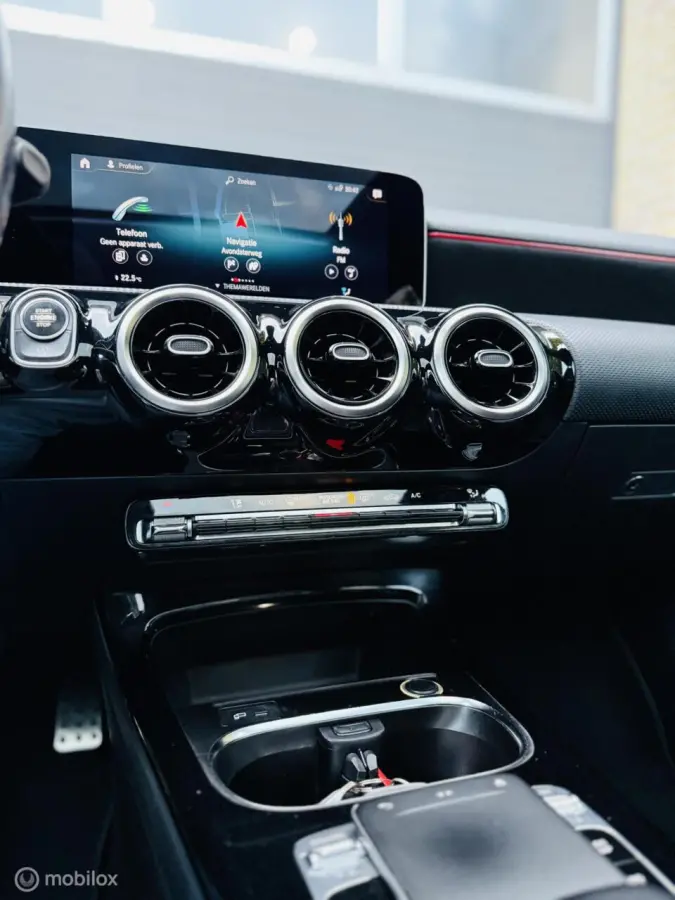 200 Launch Edition Premium 2018