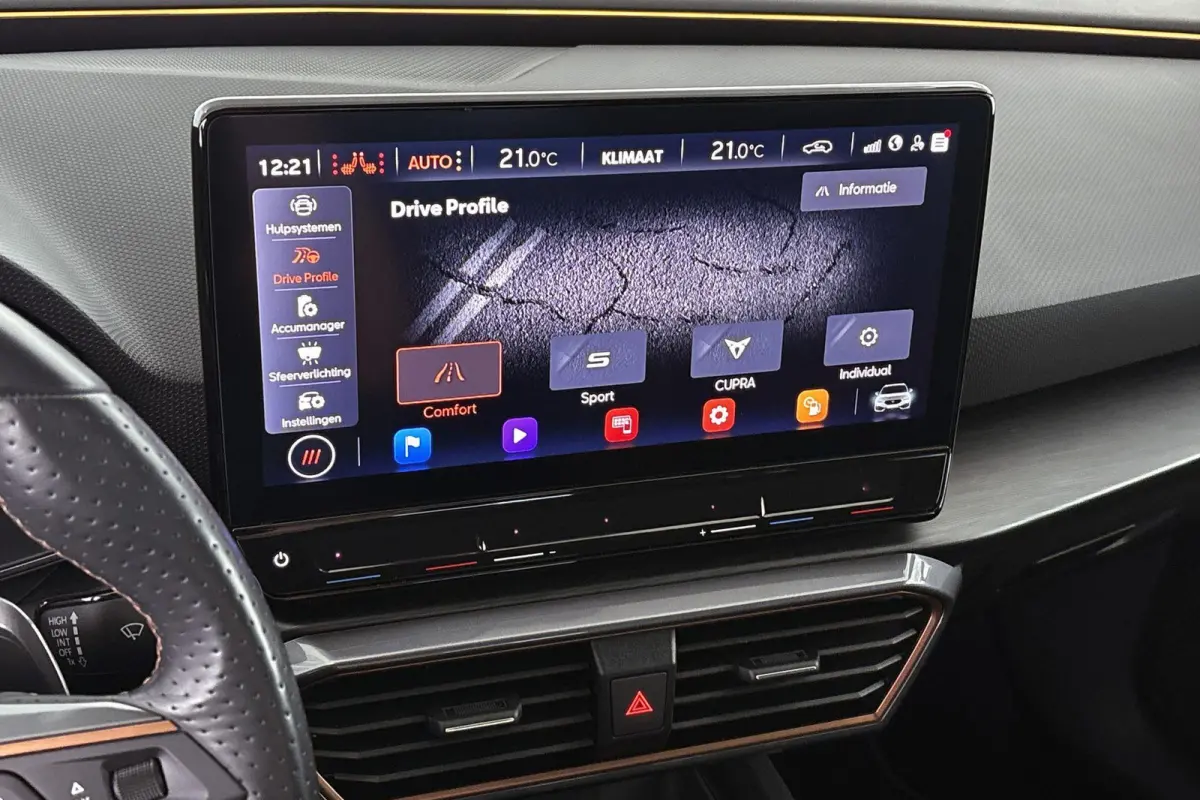 1.4 e-Hybrid VZ 245 PK Achteruitrijcamera Apple CarPlay Stoel-Stuurverwarming