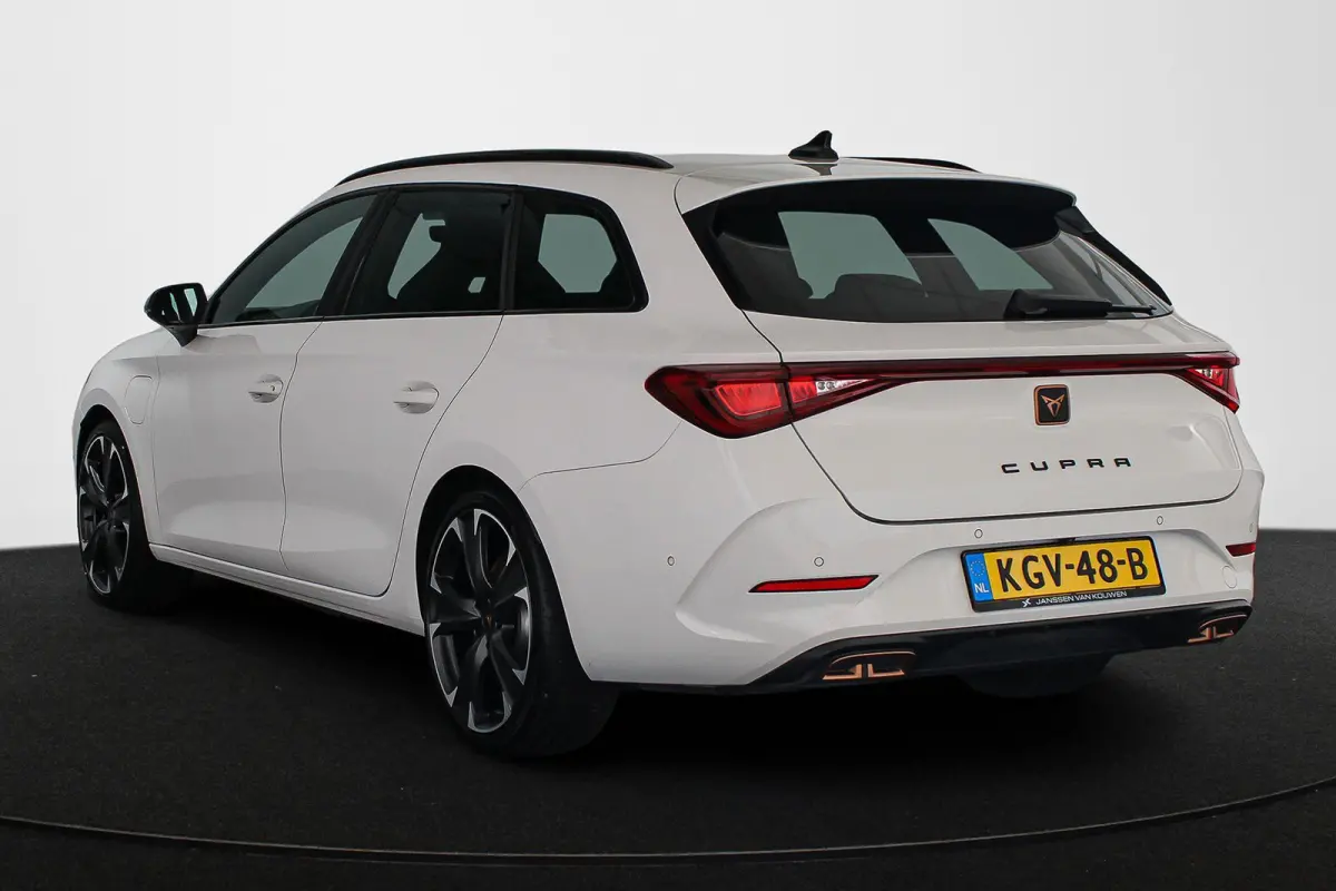 1.4 e-Hybrid VZ 245 PK Achteruitrijcamera Apple CarPlay Stoel-Stuurverwarming