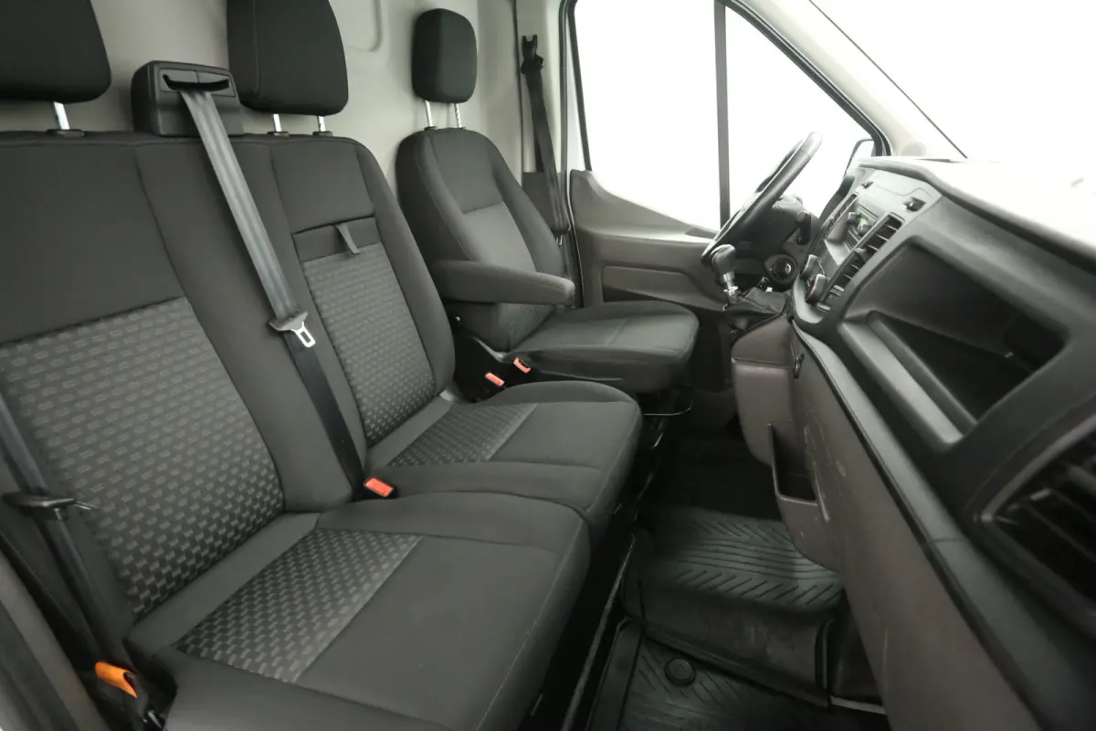 2.0 TDCI L3H2 | Airco | Cruise | 3 Zits | 2xSchuifdeur | Parkeersens.