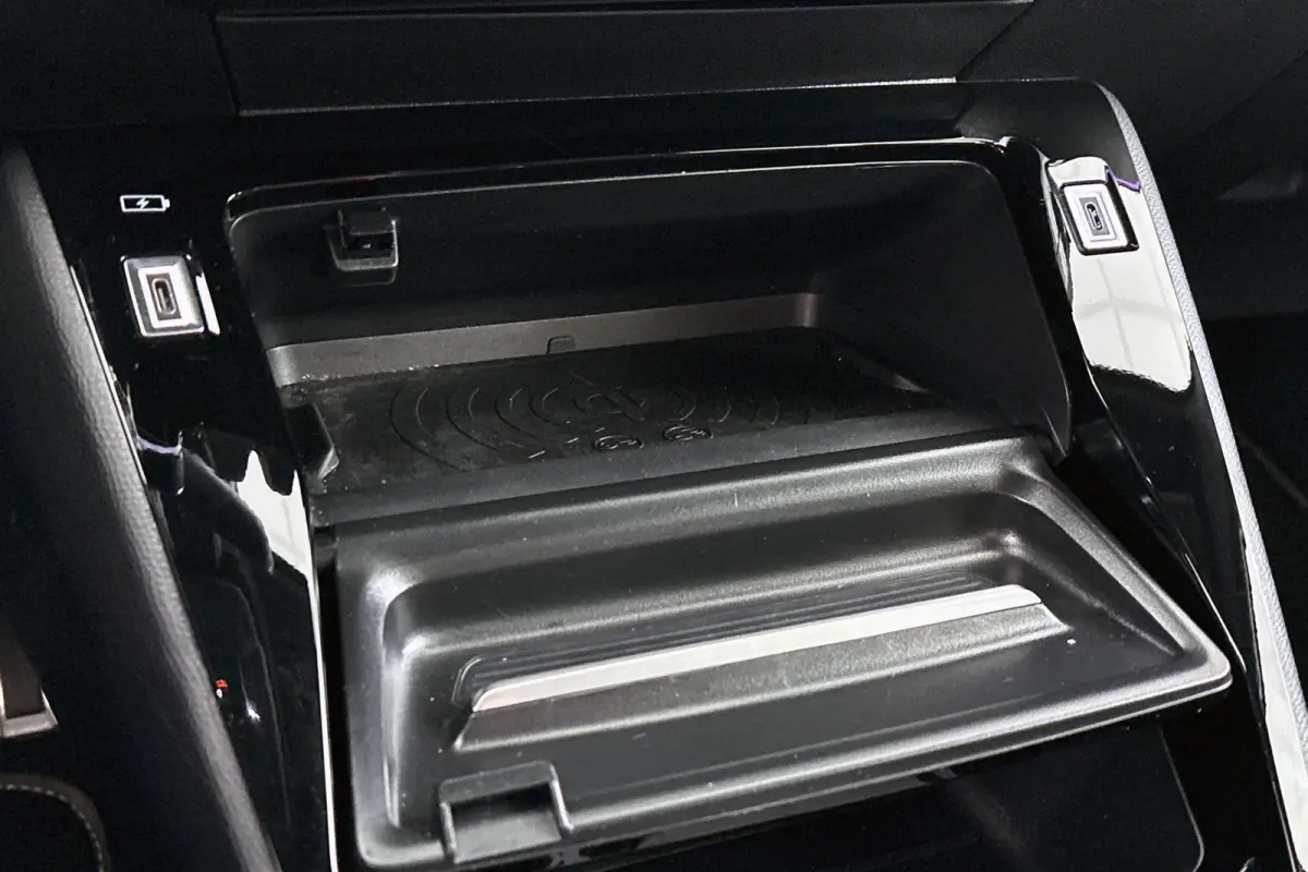 1.2 Hybrid 145 e-DCS6 GT Adaptieve Cruise Control Navigatie Keyless Achteruitrijcamera