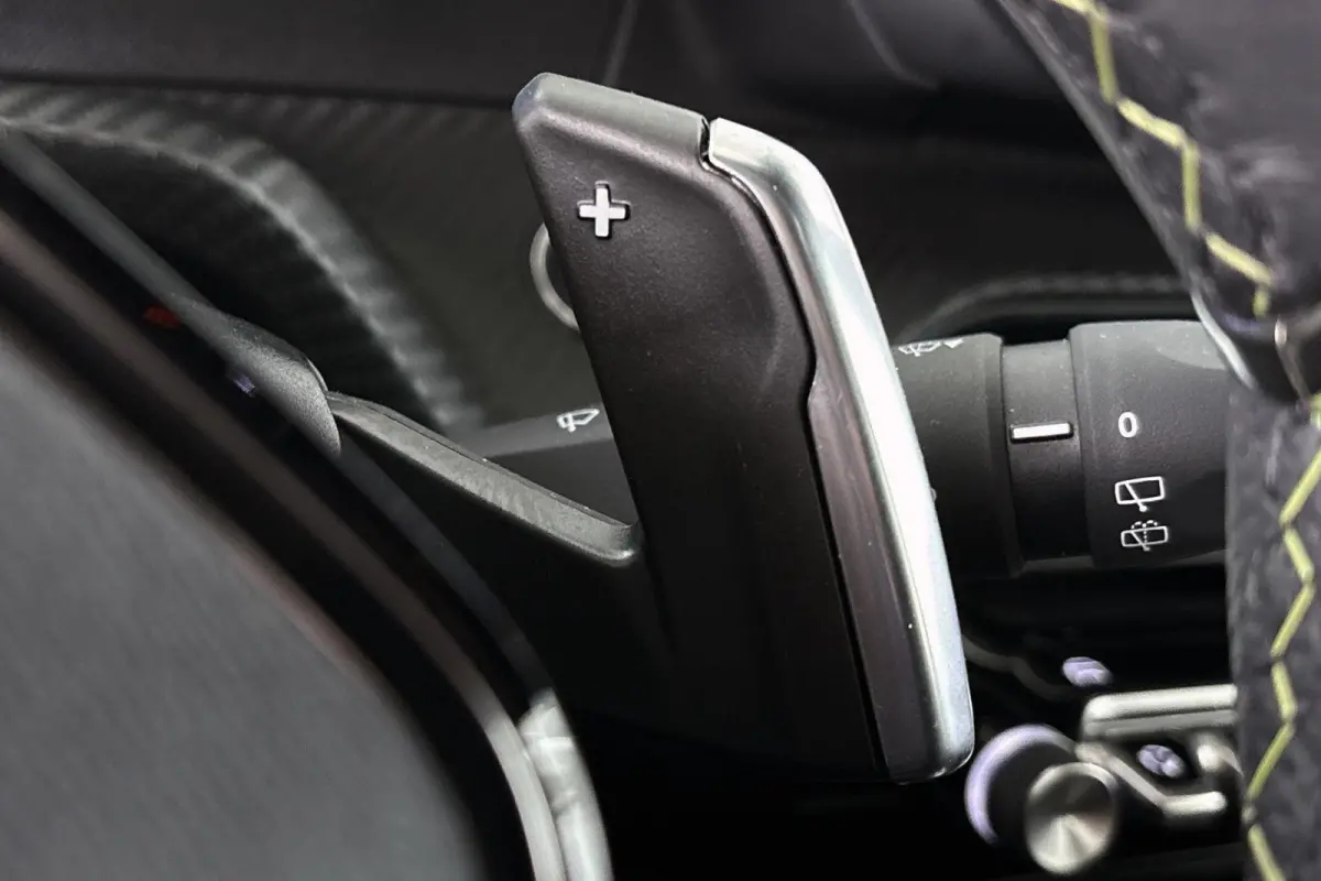 1.2 Hybrid 145 e-DCS6 GT Adaptieve Cruise Control Navigatie Keyless Achteruitrijcamera