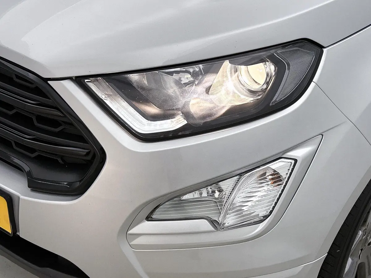 1.0 EcoBoost ST-Line | Trekhaak afneembaar | Navi | Apple CarPlay/Android Auto | Parkeersensoren | Clima | Cruise Control
