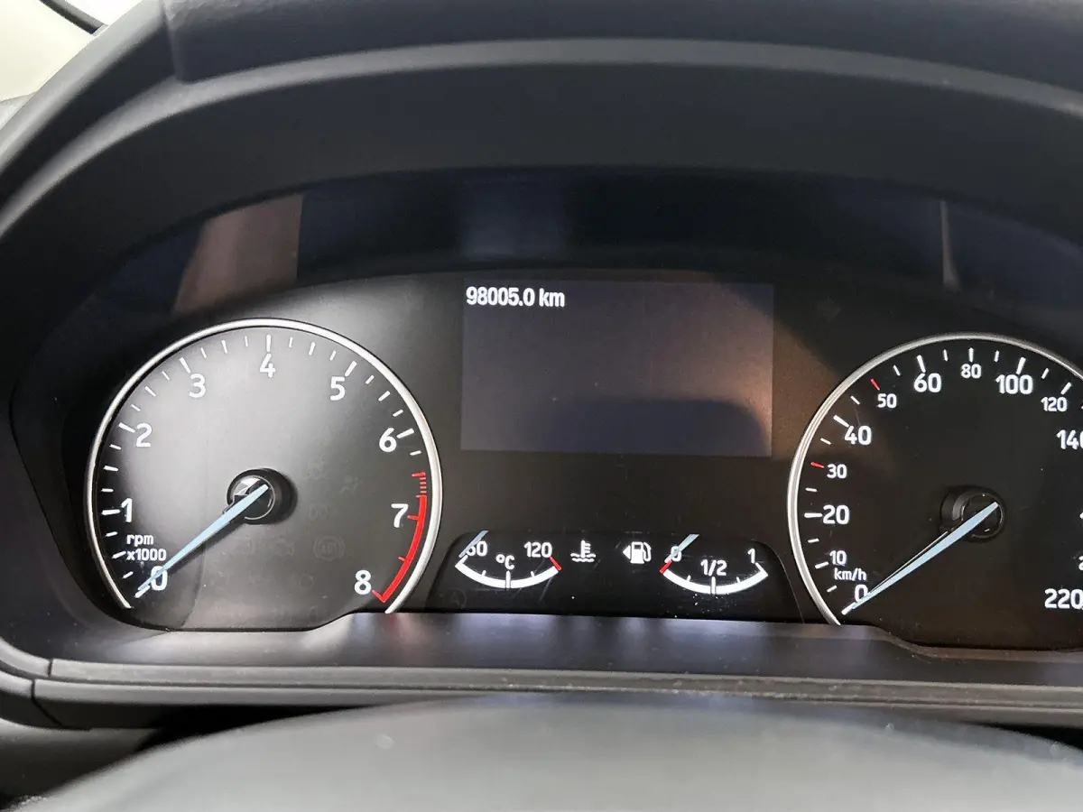 1.0 EcoBoost ST-Line | Trekhaak afneembaar | Navi | Apple CarPlay/Android Auto | Parkeersensoren | Clima | Cruise Control