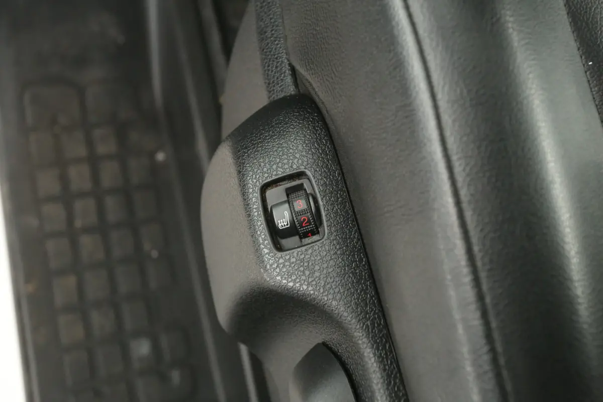 BlueHDI L3H1 | Airco | Cruise | 3 Zits | Trekhaak | Parkeersens.