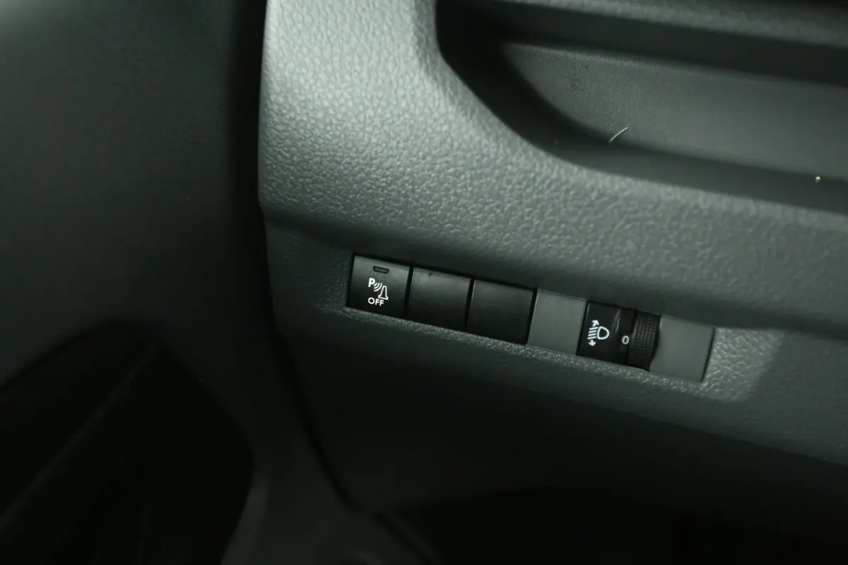 BlueHDI L3H1 | Airco | Cruise | 3 Zits | Trekhaak | Parkeersens.