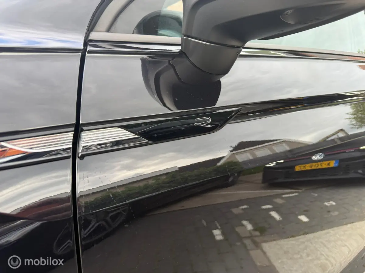 - 1.5 TSI - 3x R-Line - Full Option