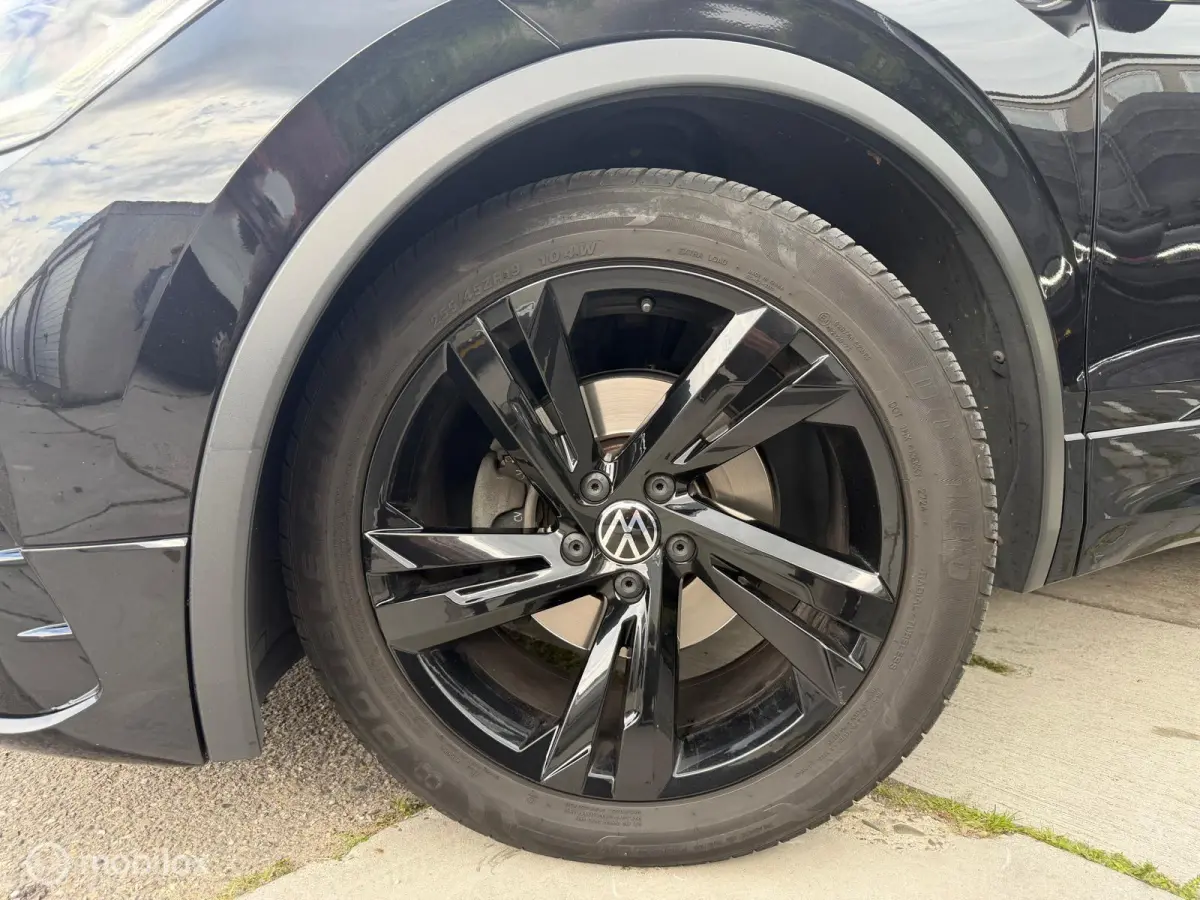 - 1.5 TSI - 3x R-Line - Full Option