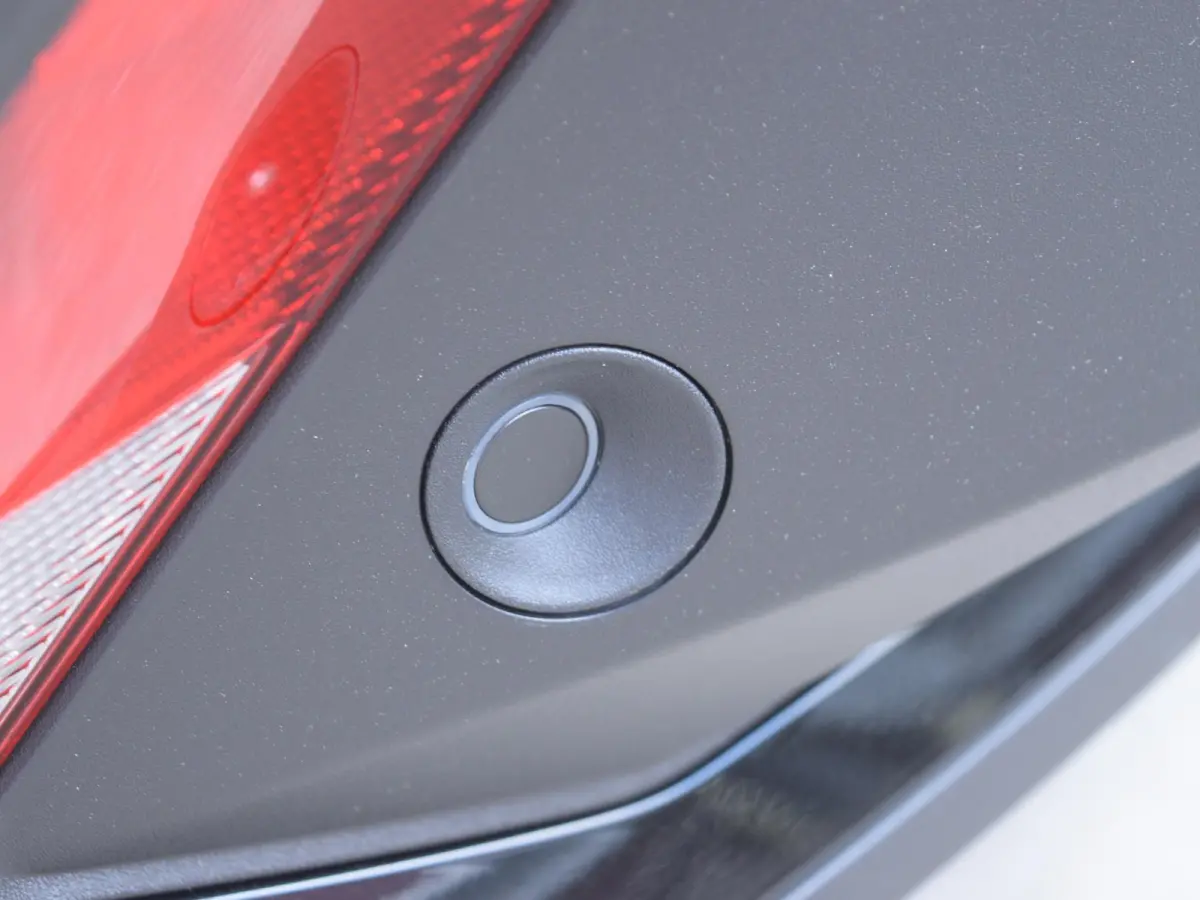 1.6 GT Exclusive Plug-In Hybrid 240 | SCHUIF / KANTELDAK | 20" L.M.V. | LEDEREN BEKLEDING | STOELVERWARMING | NIEUWE MODEL!