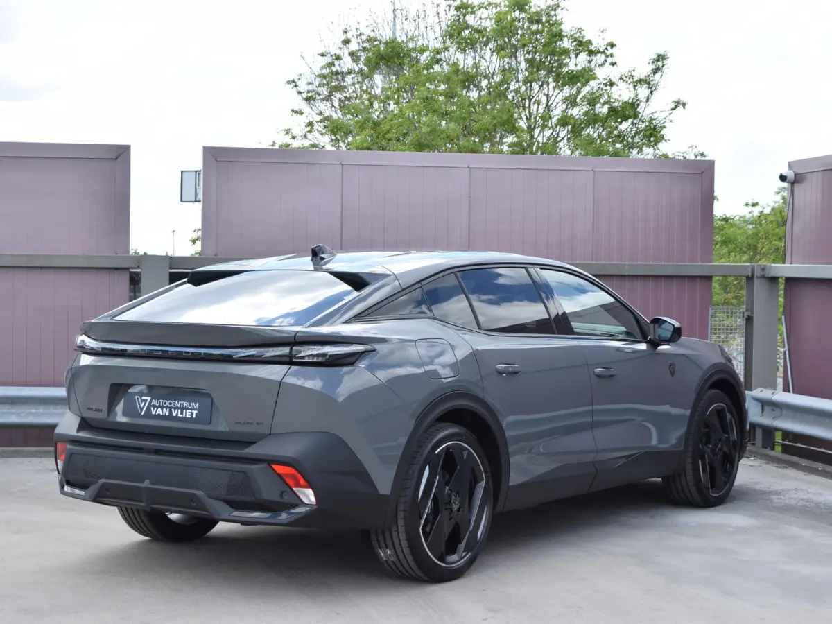 1.6 GT Exclusive Plug-In Hybrid 240 | SCHUIF / KANTELDAK | 20" L.M.V. | LEDEREN BEKLEDING | STOELVERWARMING | NIEUWE MODEL!