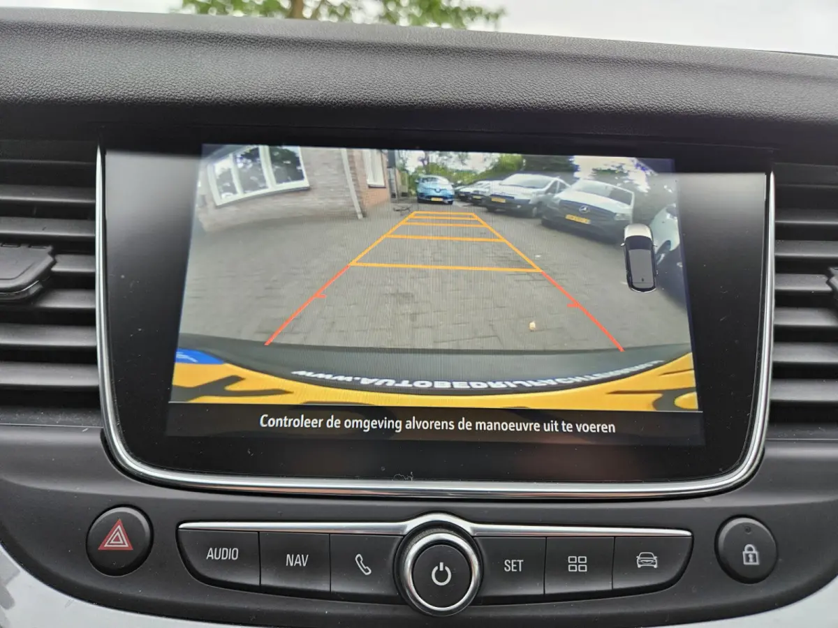 1.2 Turbo Business + Lage Kilometerstand/NAP! Carplay! Camera! Dealer Onderhouden!