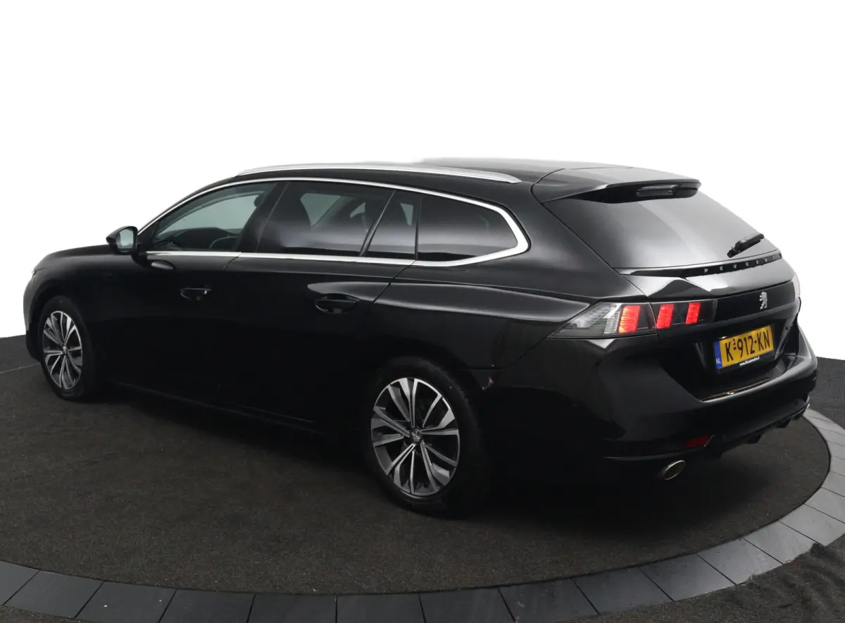1.6 Active Avantage*AUTOM.*ACC*CAM*NAVI*CARPLAY*