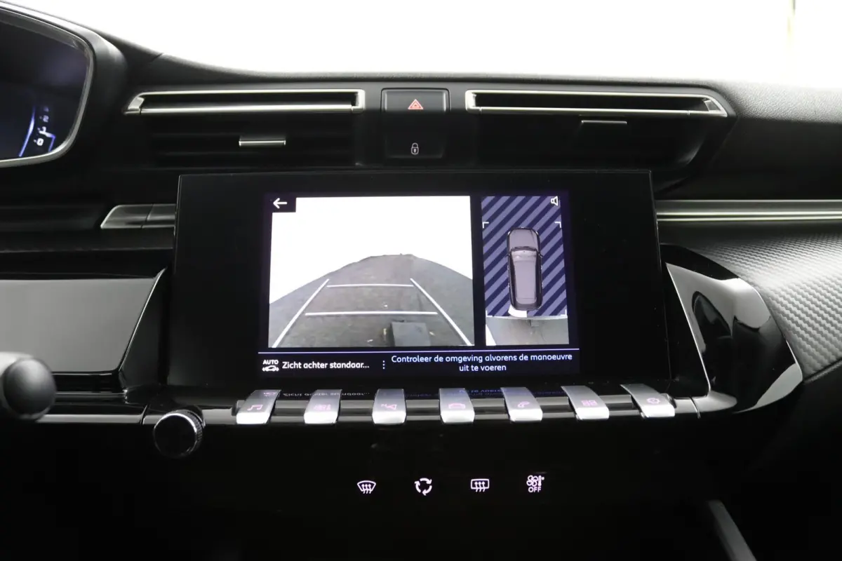 1.6 Active Avantage*AUTOM.*ACC*CAM*NAVI*CARPLAY*