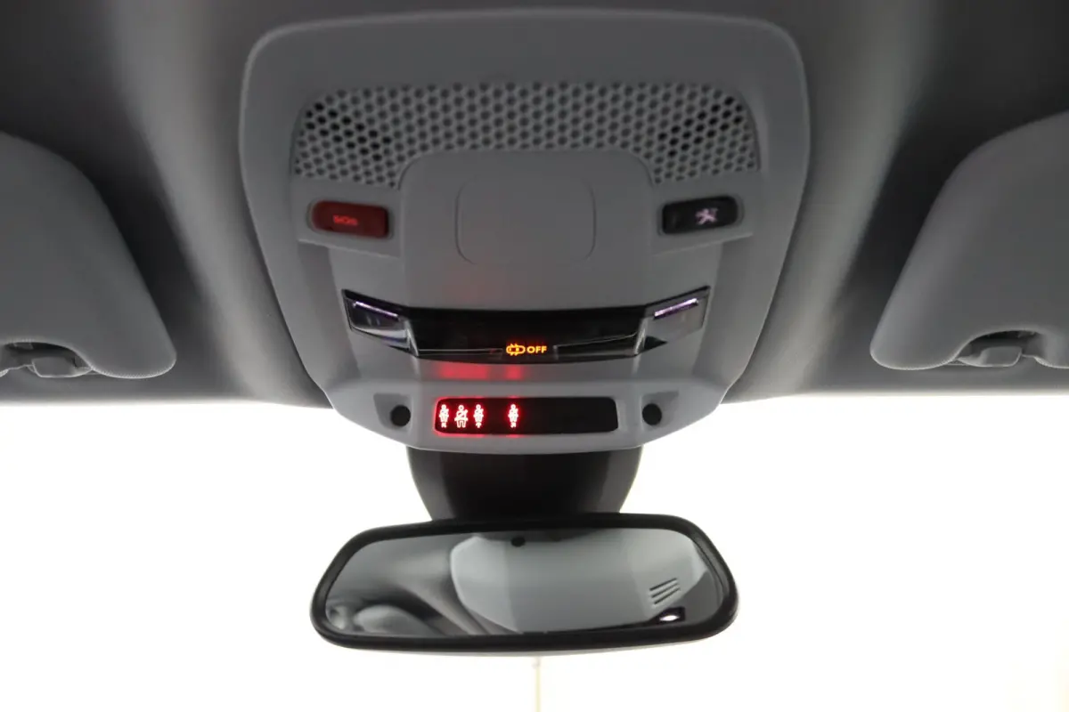 1.6 Active Avantage*AUTOM.*ACC*CAM*NAVI*CARPLAY*