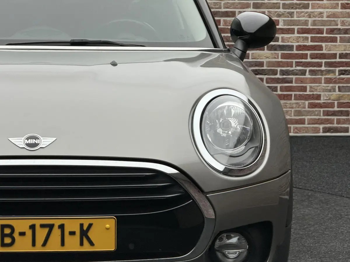 Mini 1.5 Cooper Business