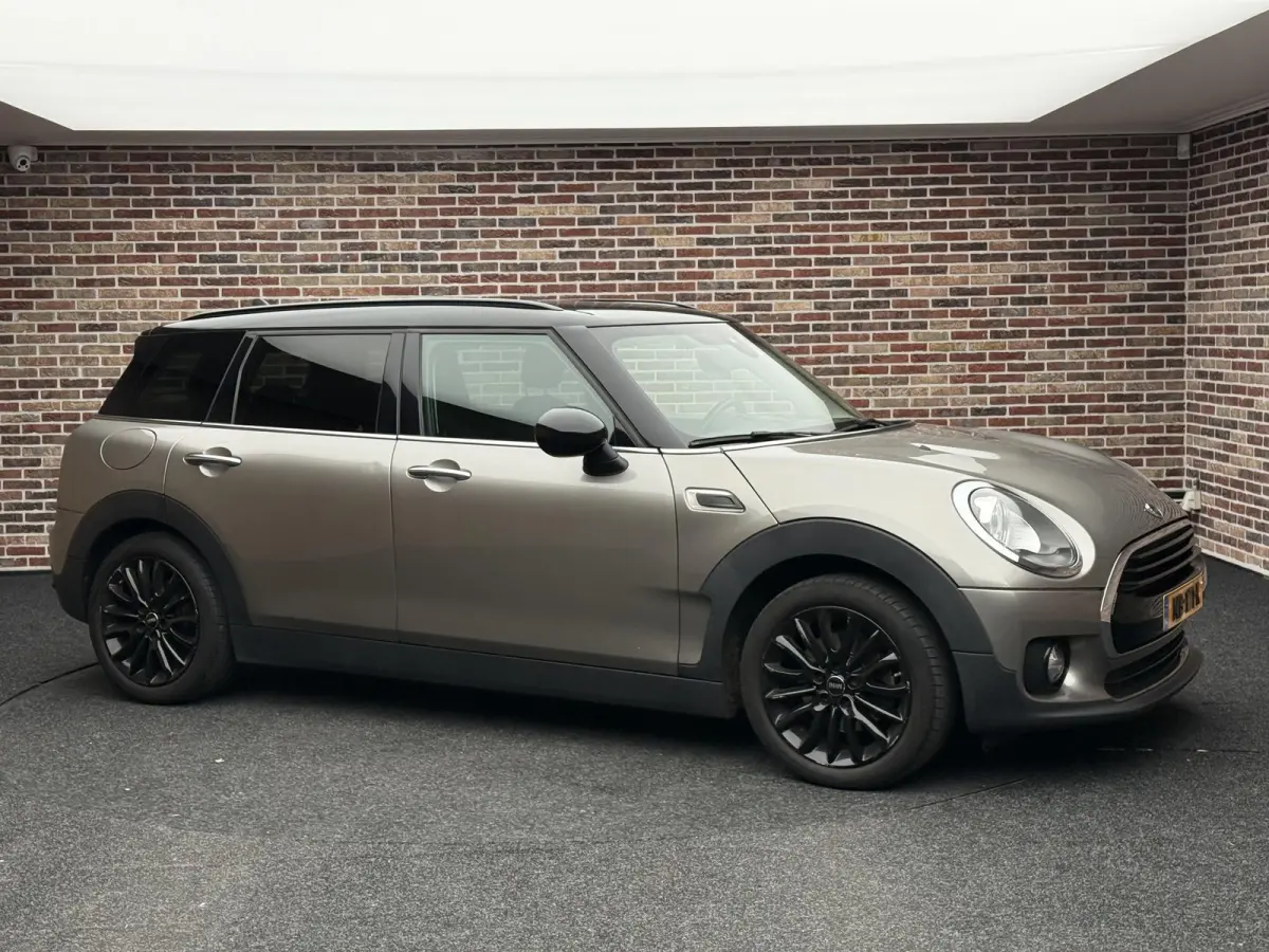Mini 1.5 Cooper Business