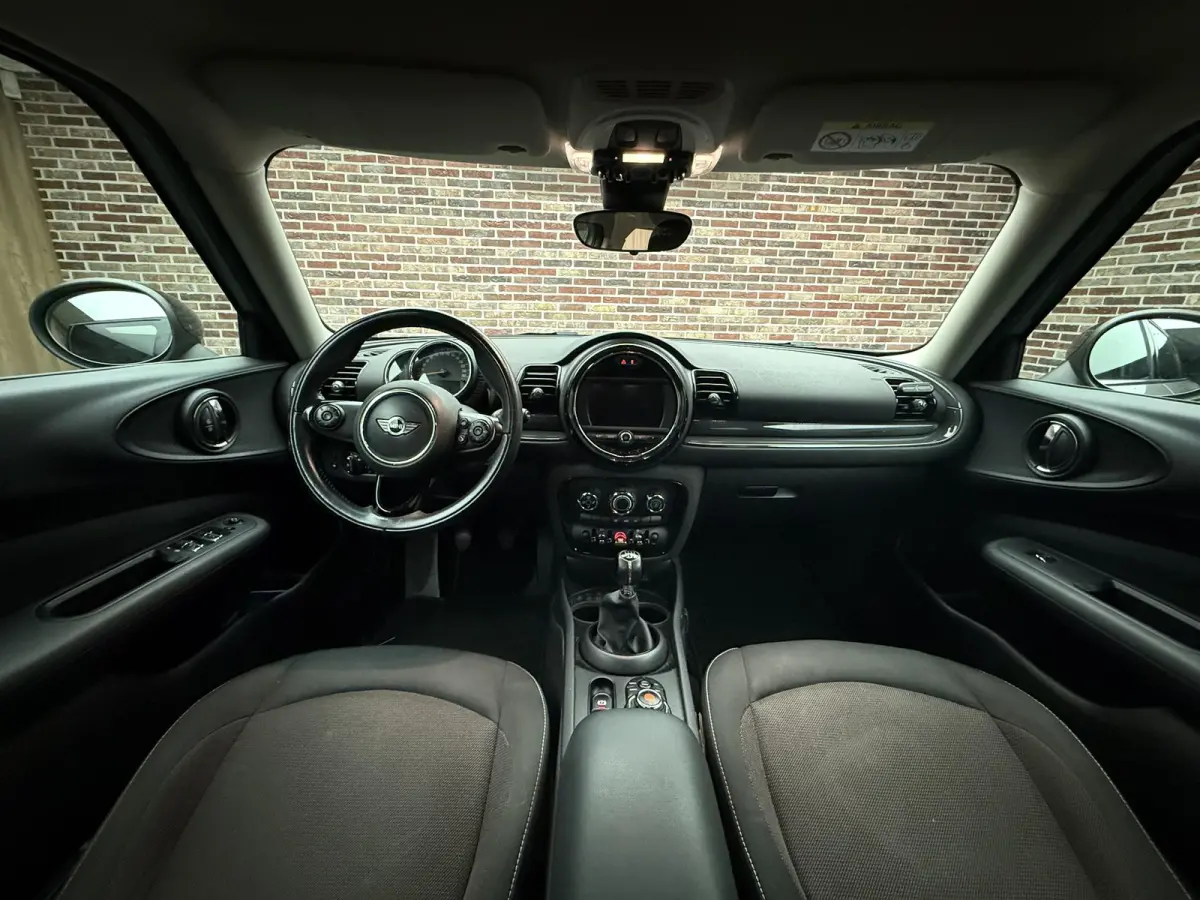 Mini 1.5 Cooper Business