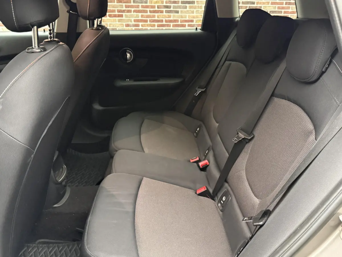 Mini 1.5 Cooper Business