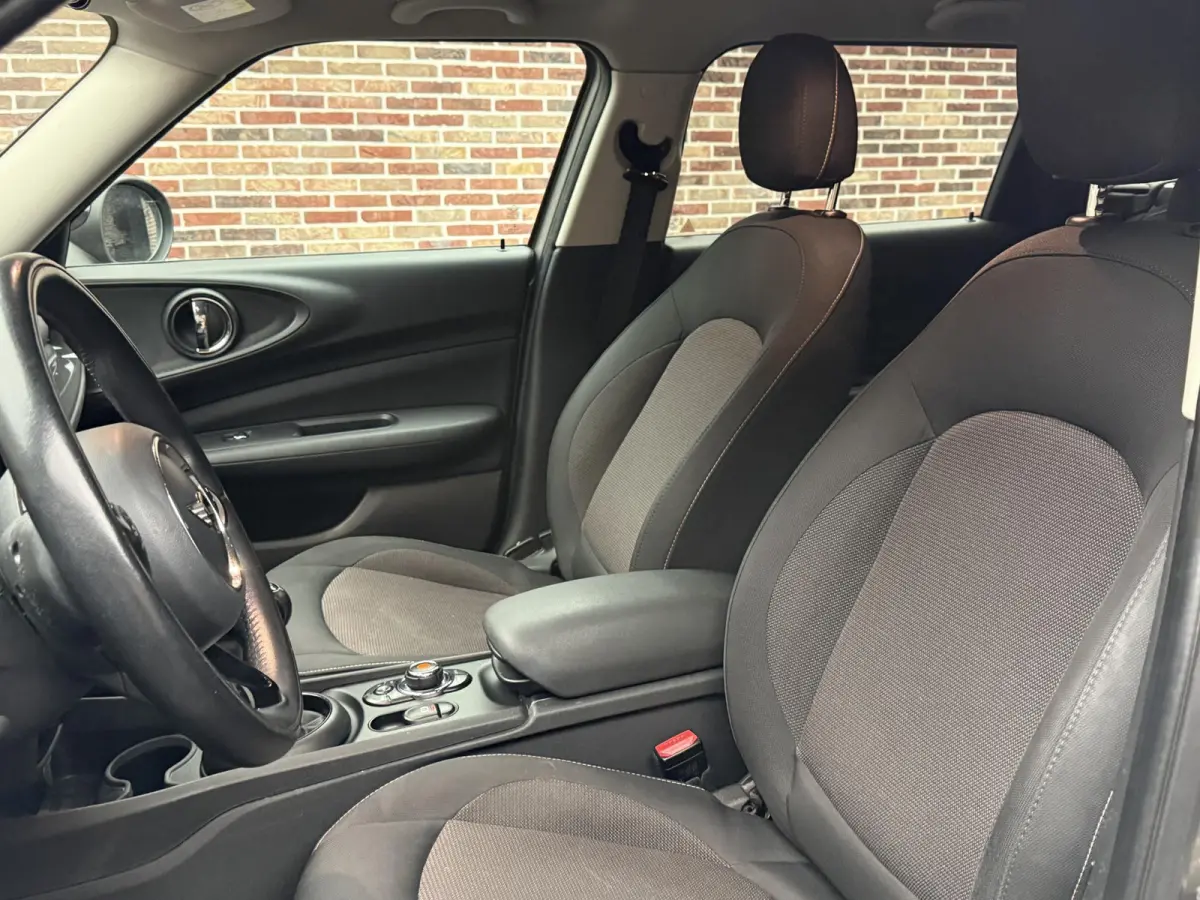 Mini 1.5 Cooper Business
