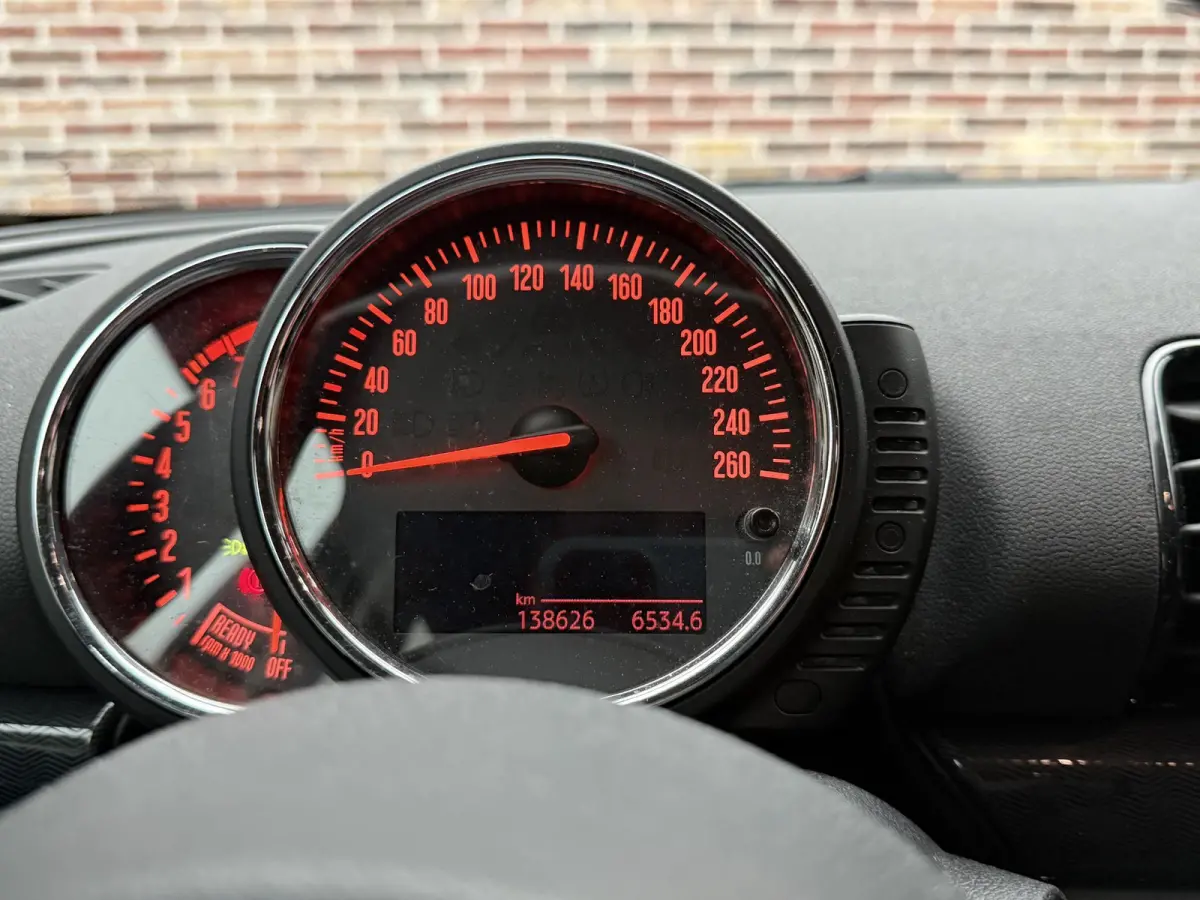 Mini 1.5 Cooper Business