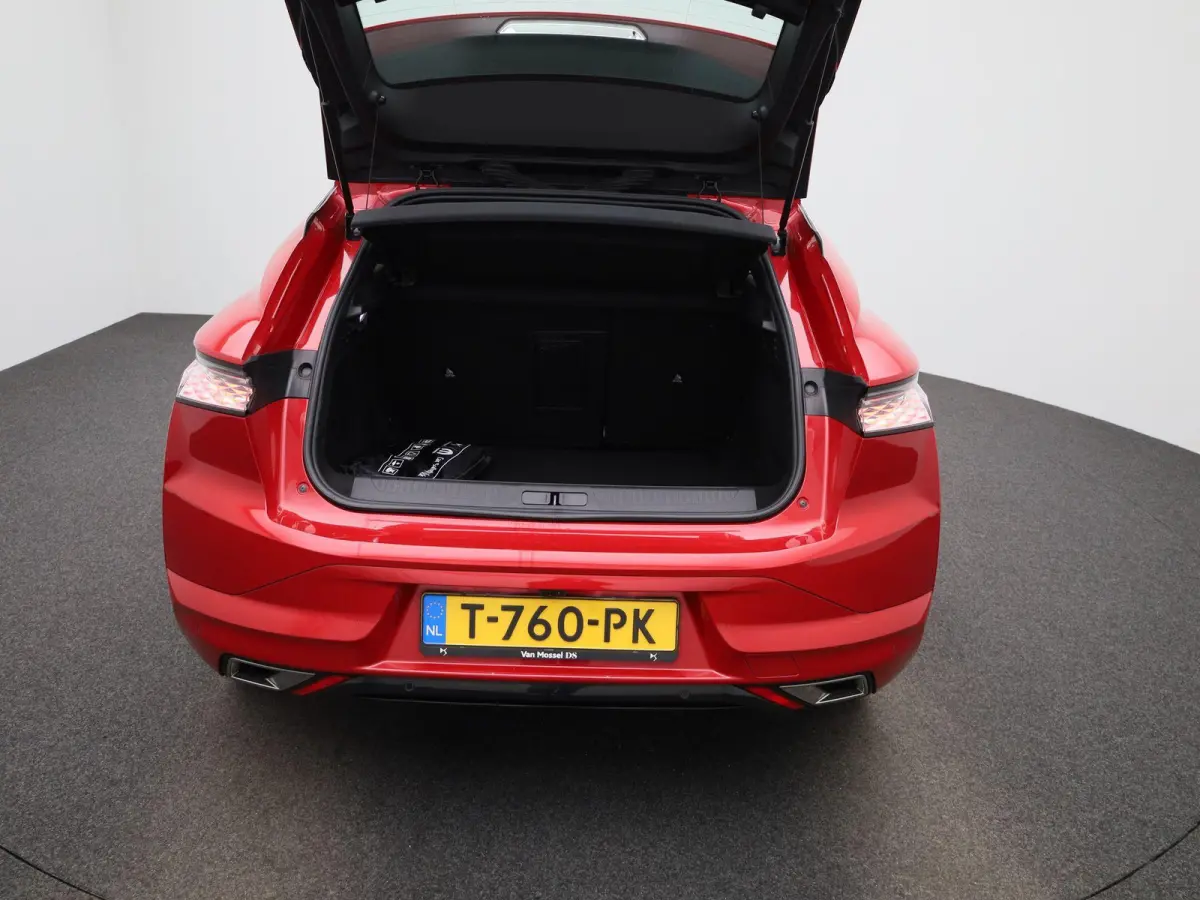 1.2 PureTech Trocadero | PANORAMADAK | NAVIGATIE | HALF LEDER | HEAD UP DISPLAY | ACHTERUITRIJCAMERA |