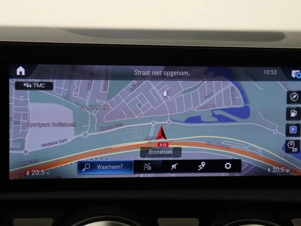 180 Business Solution AMG Panoramadak / Keyless / Nightpakket / Parkeercamera / Sfeerverlichting / MANUFAKTUR Berggrijs Matte (origineel)