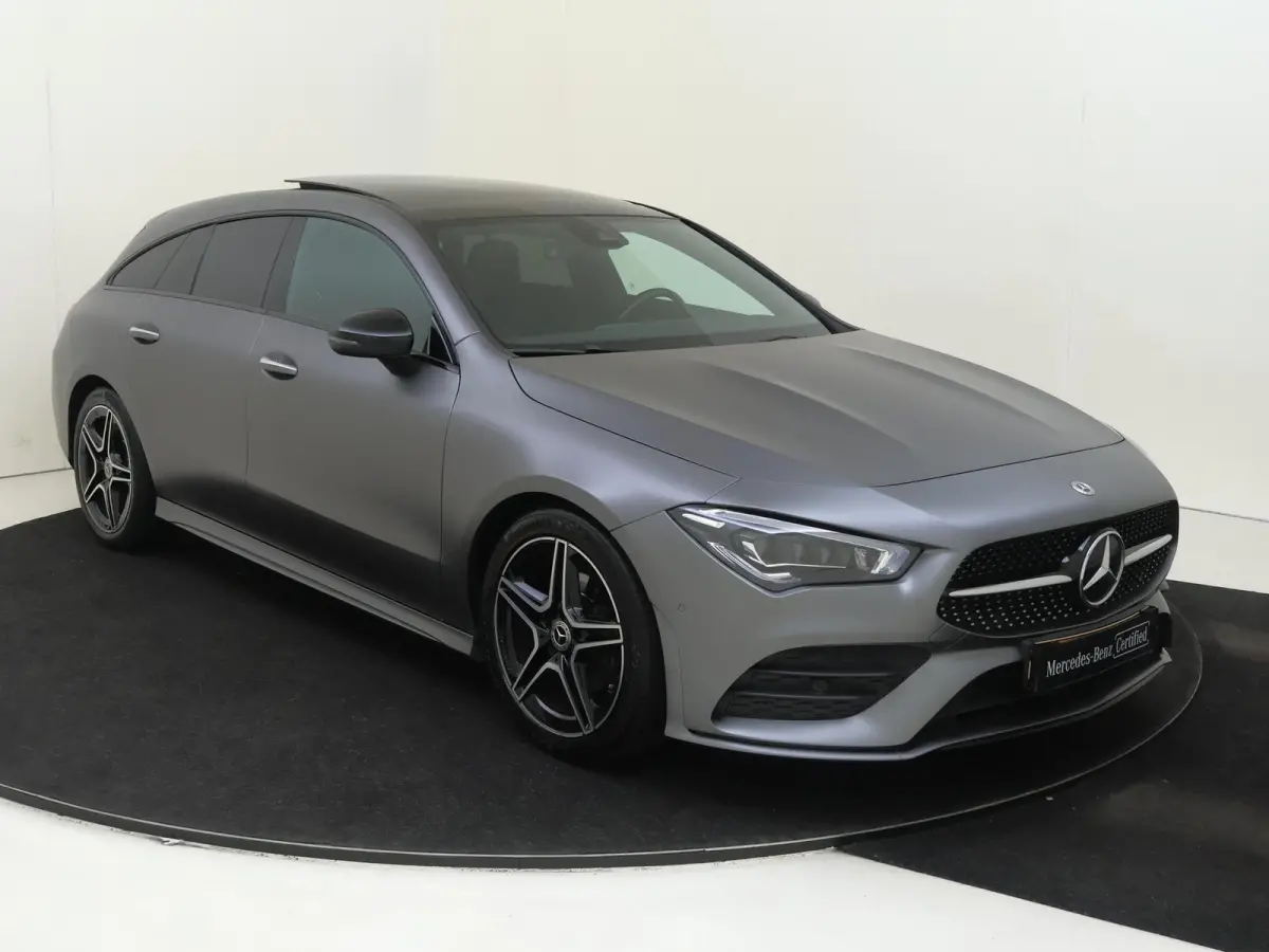 180 Business Solution AMG Panoramadak / Keyless / Nightpakket / Parkeercamera / Sfeerverlichting / MANUFAKTUR Berggrijs Matte (origineel)