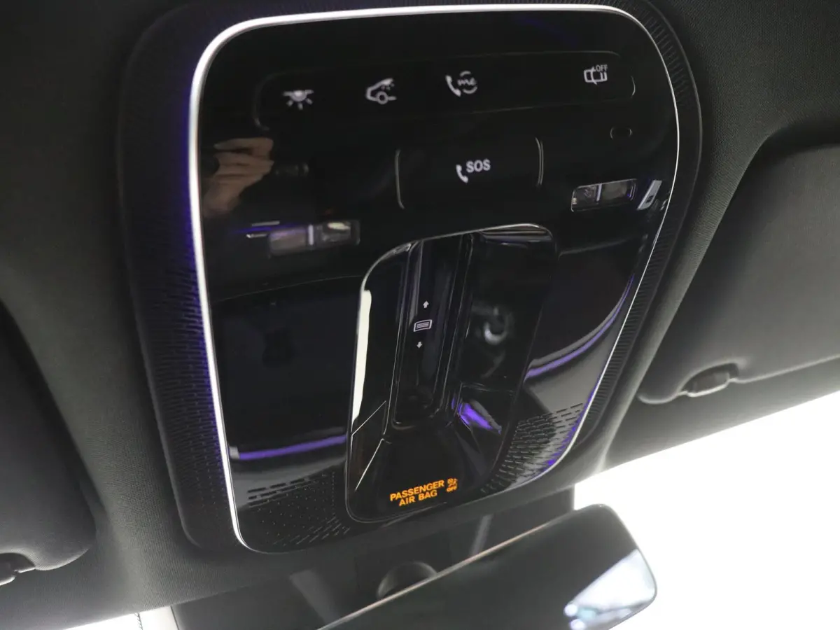 300 e AMG Line Premium/ Panoramadak/ AIRMATIC/ Night/ 20 inch/ SUPERSCREEN/ Burmester 4D/ El. Trekhaak