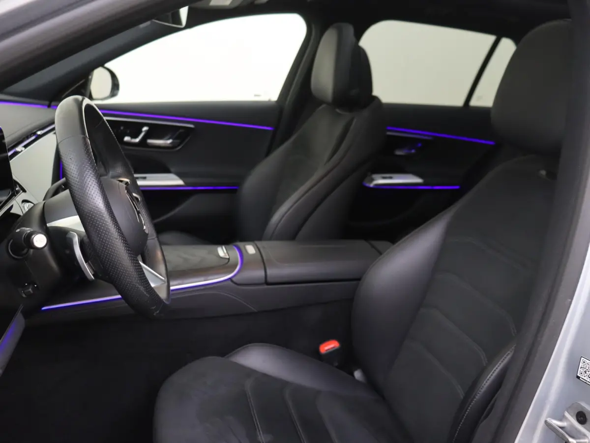 300 e AMG Line Premium/ Panoramadak/ AIRMATIC/ Night/ 20 inch/ SUPERSCREEN/ Burmester 4D/ El. Trekhaak
