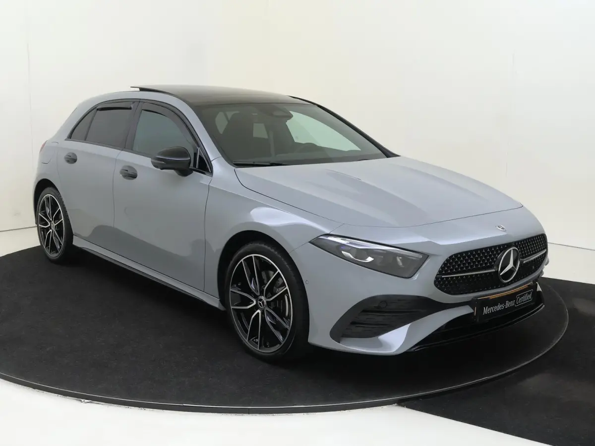 250 e Business Solution AMG Panoramadak / Memory Seats / 360 Camera / Keyless / 19'' velgen / Nightpakket / Sfeerverlichting / Alpine grey /