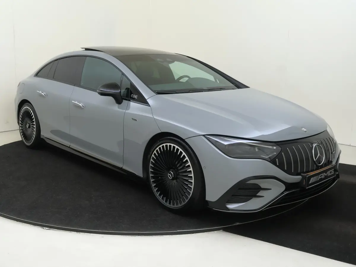 AMG 53 4MATIC+ 90 kWh / Panoramadak/ 21 inch/ HYPERSCREEN/ Burmester/ Carbon int.