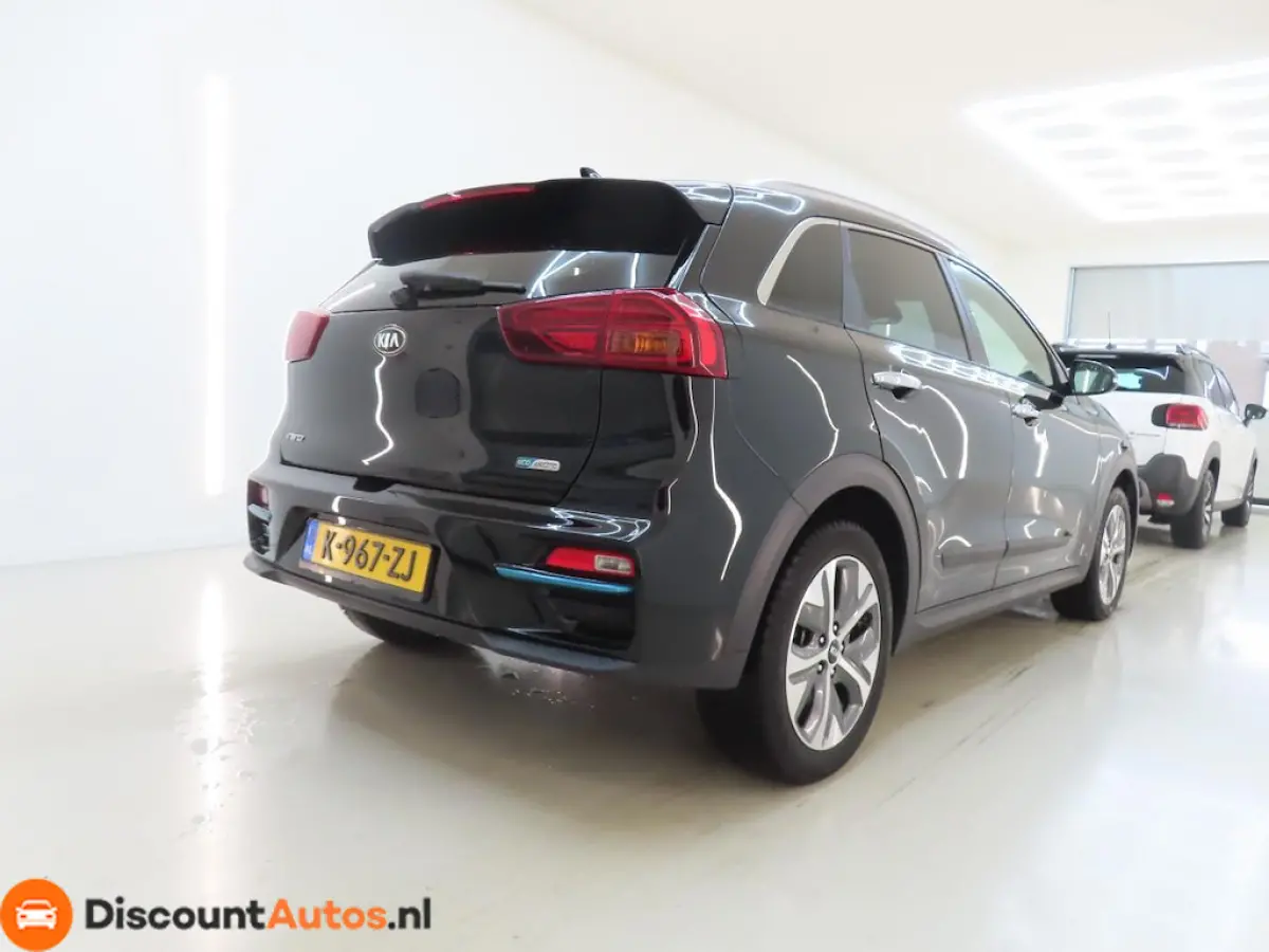 ExecutiveLine 64 kWh Full option 100% SOH