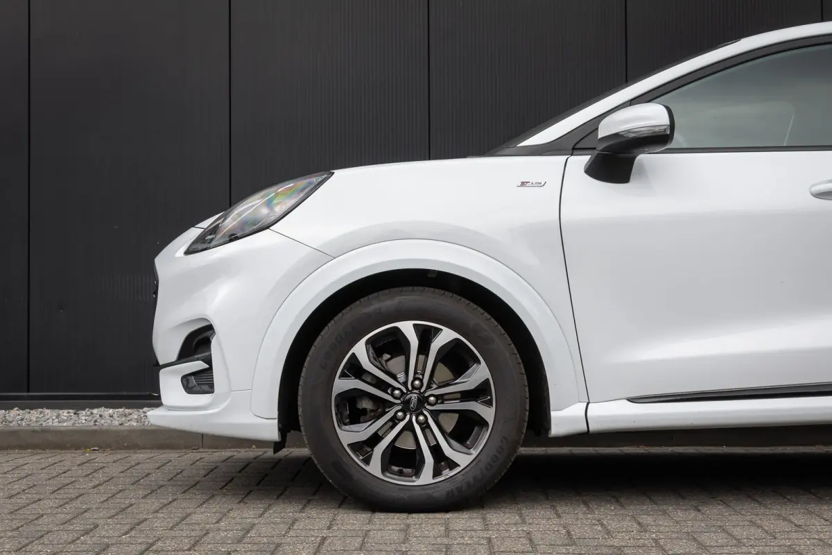 1.0 EcoBoost ST-Line | 100% dealer o.h. | Winter-pack | LED-verlichting | Privacy-glass | Apple carplay / Andriod auto | DAB