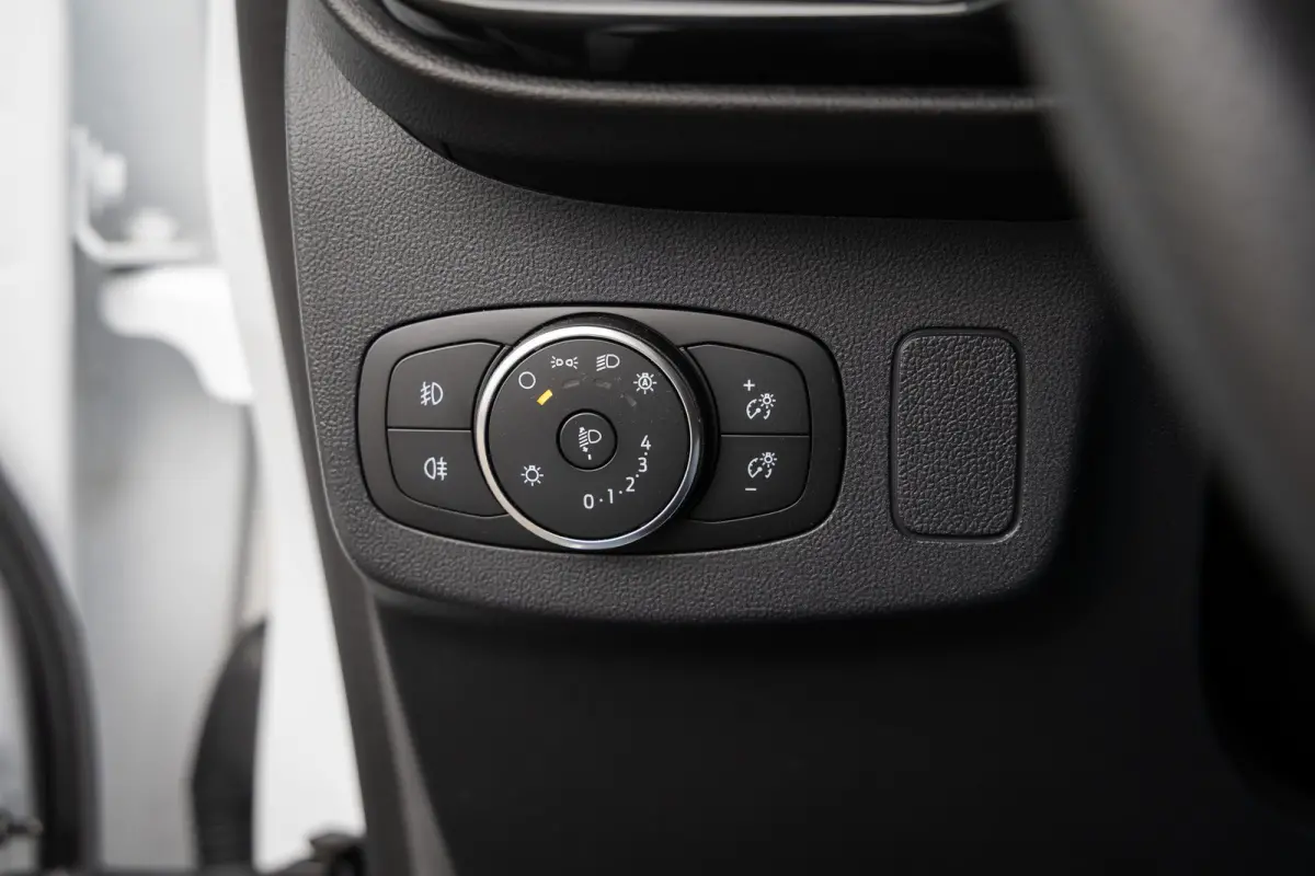 1.0 EcoBoost ST-Line | 100% dealer o.h. | Winter-pack | LED-verlichting | Privacy-glass | Apple carplay / Andriod auto | DAB