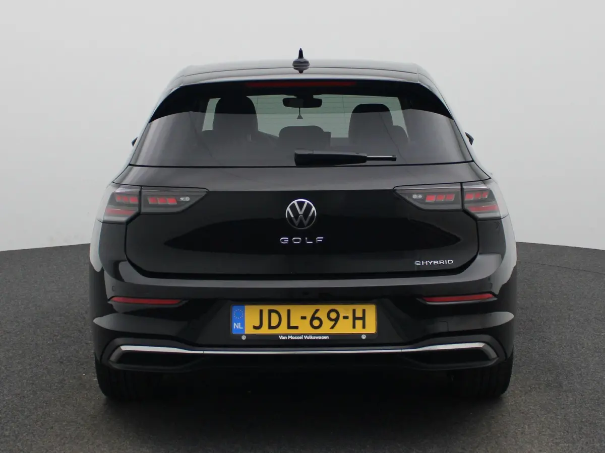 1.5 eHybrid Style Edition 204 PK| Origineel Nederlands | 1e Eigenaar | Navigatie | Stoelverwarming | Stuurwielverwarming | LED Matrix | Achteruitrijcamera