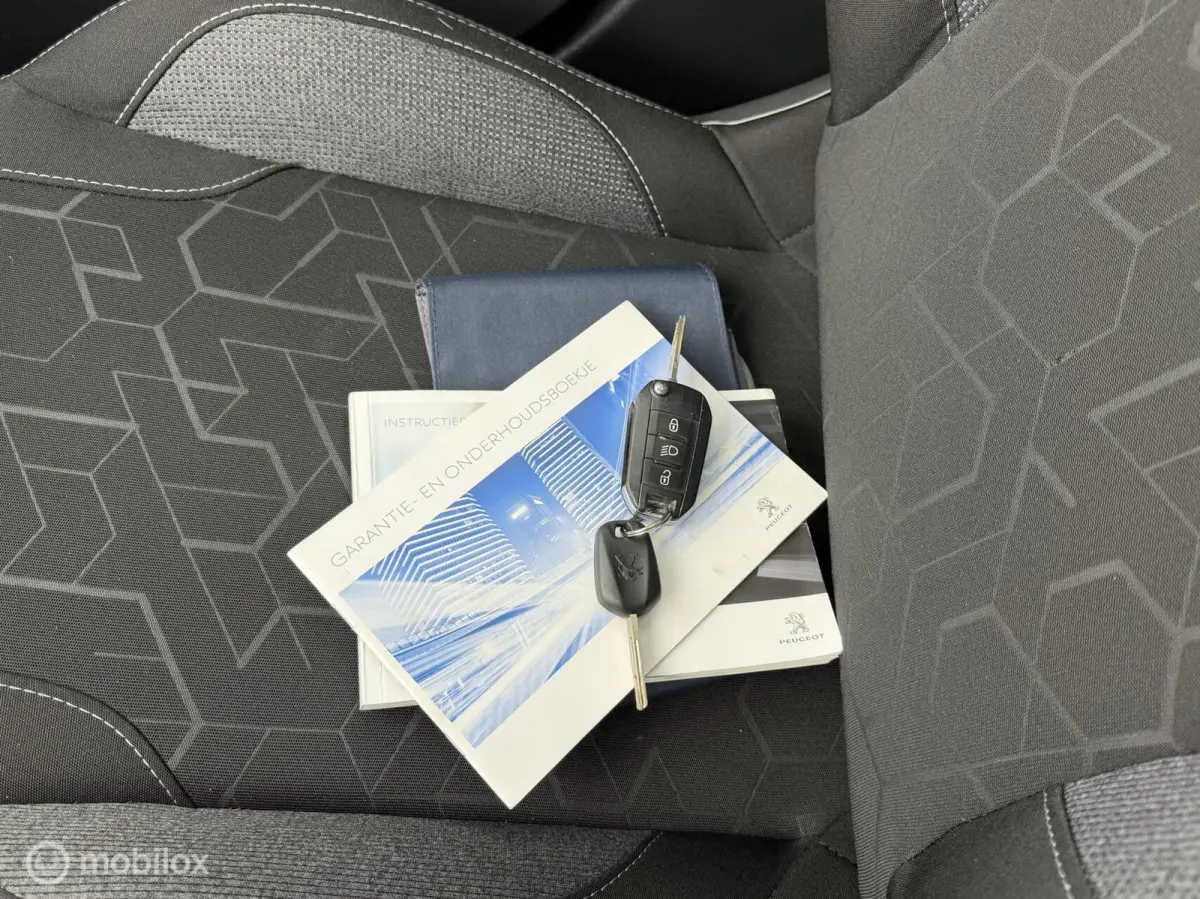 1.2 82PK Active | CRUISE | NAVI | CARPLAY |
