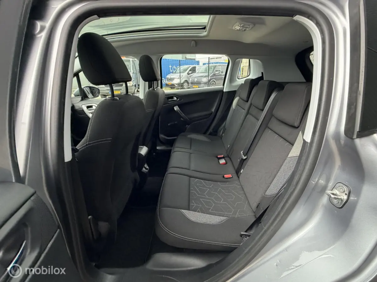 1.2 82PK Active | CRUISE | NAVI | CARPLAY |