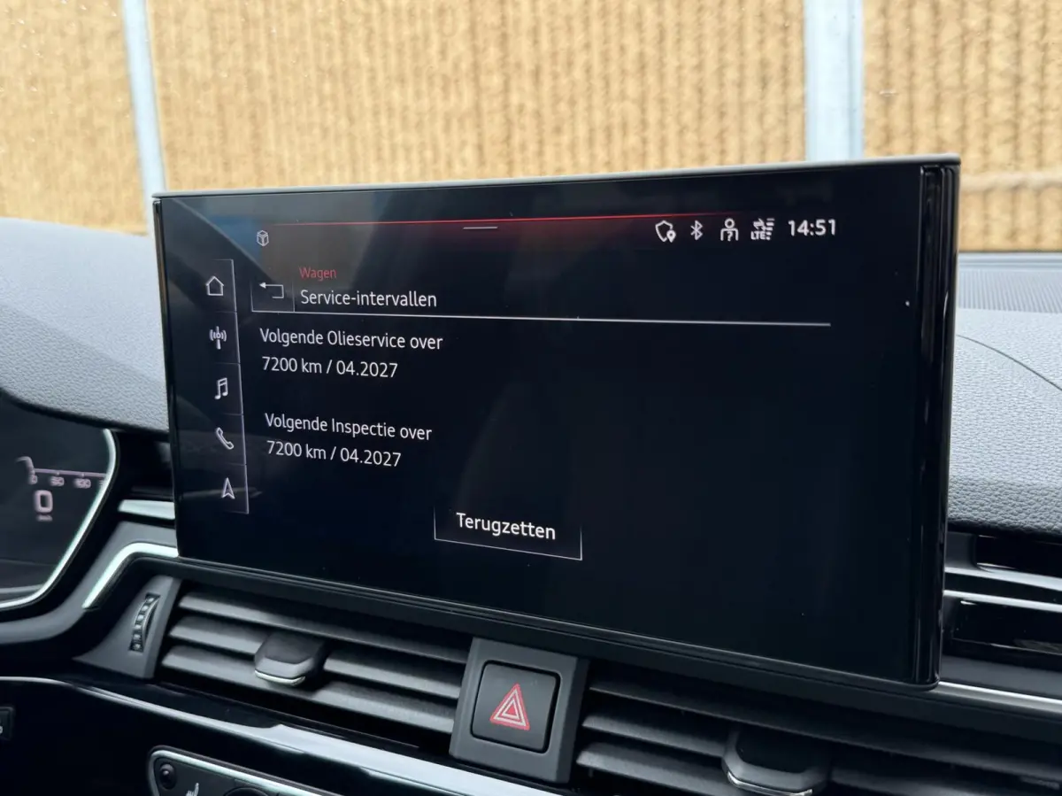 40 TFSI S edition Competition 204pk Automaat | Stoelverwarming | Head-up display | Bang&Olufsen 3D soundsystem | Lendensteun | Stuurwiel verwarmd | Verkeersbord detectie | Climate & cruise c