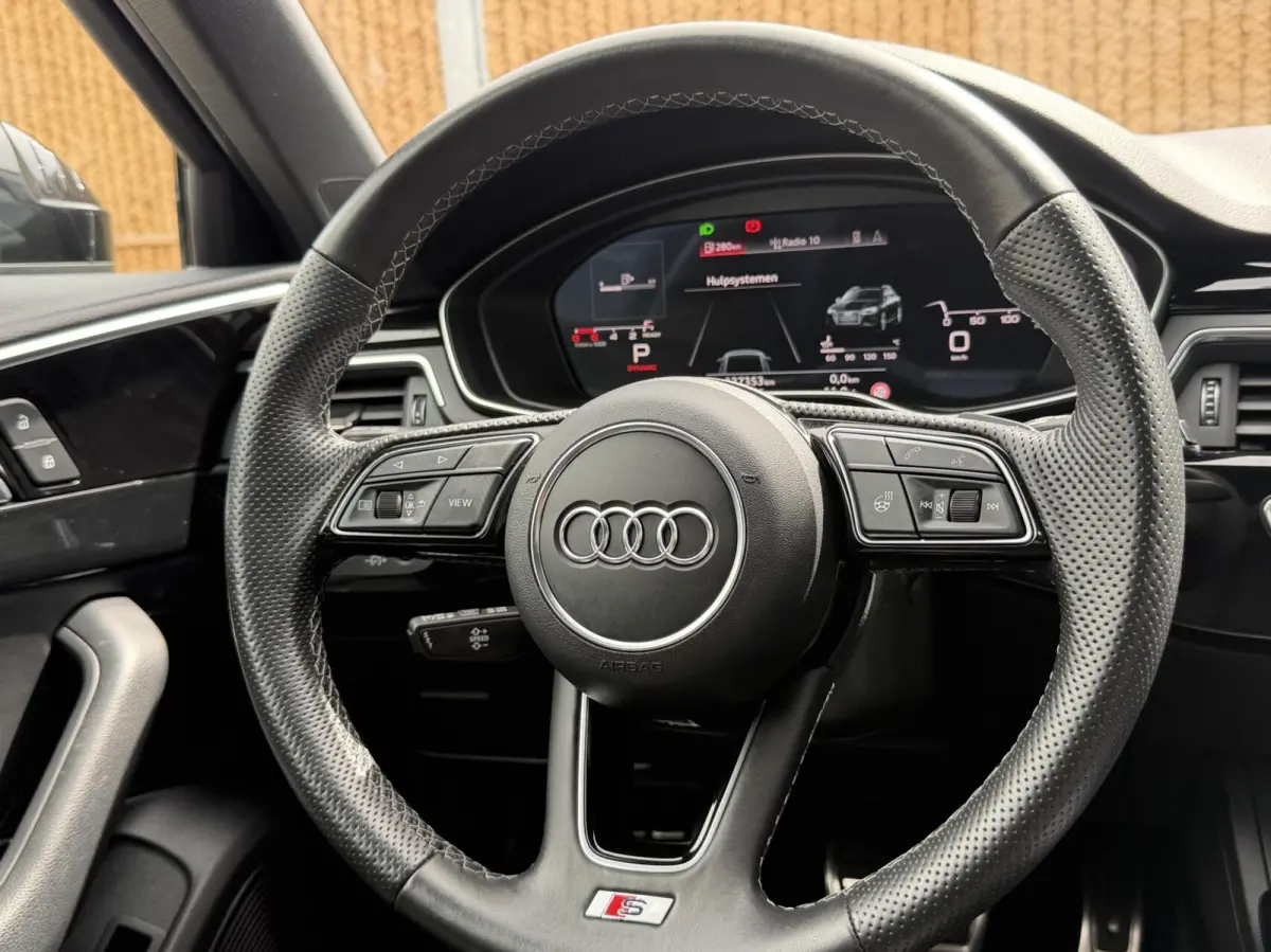 40 TFSI S edition Competition 204pk Automaat | Stoelverwarming | Head-up display | Bang&Olufsen 3D soundsystem | Lendensteun | Stuurwiel verwarmd | Verkeersbord detectie | Climate & cruise c