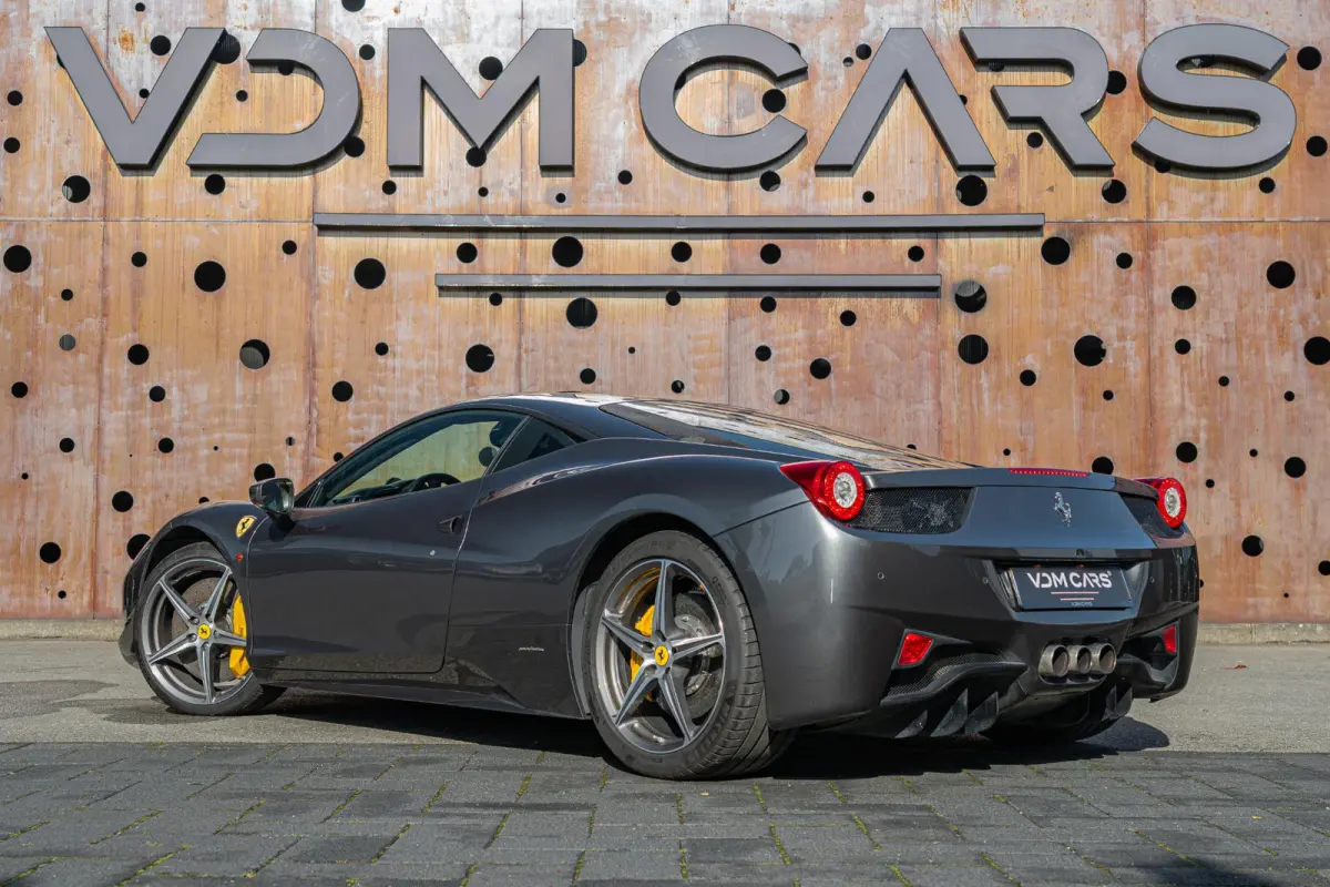 | CARBON RACING SEATS | LIFT | AFS | CAMERA | ALCANTARA | BTW |