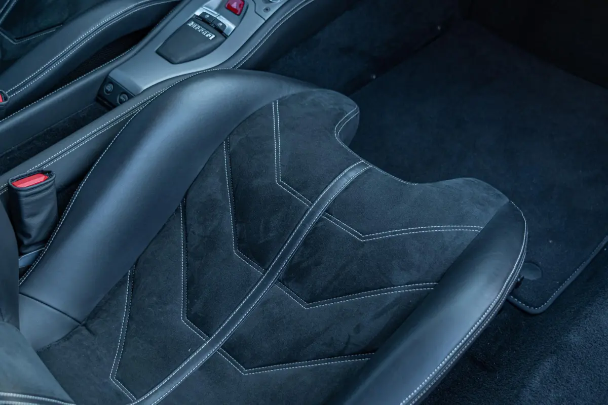 | CARBON RACING SEATS | LIFT | AFS | CAMERA | ALCANTARA | BTW |