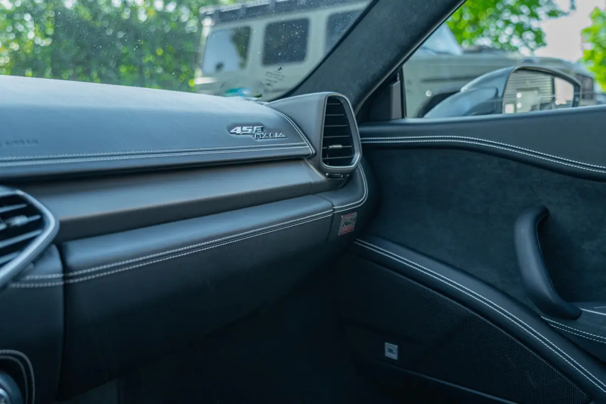 | CARBON RACING SEATS | LIFT | AFS | CAMERA | ALCANTARA | BTW |
