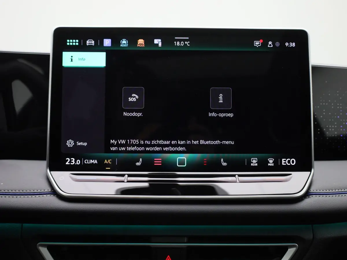 1.5 eHybrid R-Line Edition 204 PK| Origineel Nederlands | 1e Eigenaar | Panoramdak | Navigatie | Achteruitrijcamera | Achterklep Elektrisch | Stoelverwarming | Stuurwielverwarming
