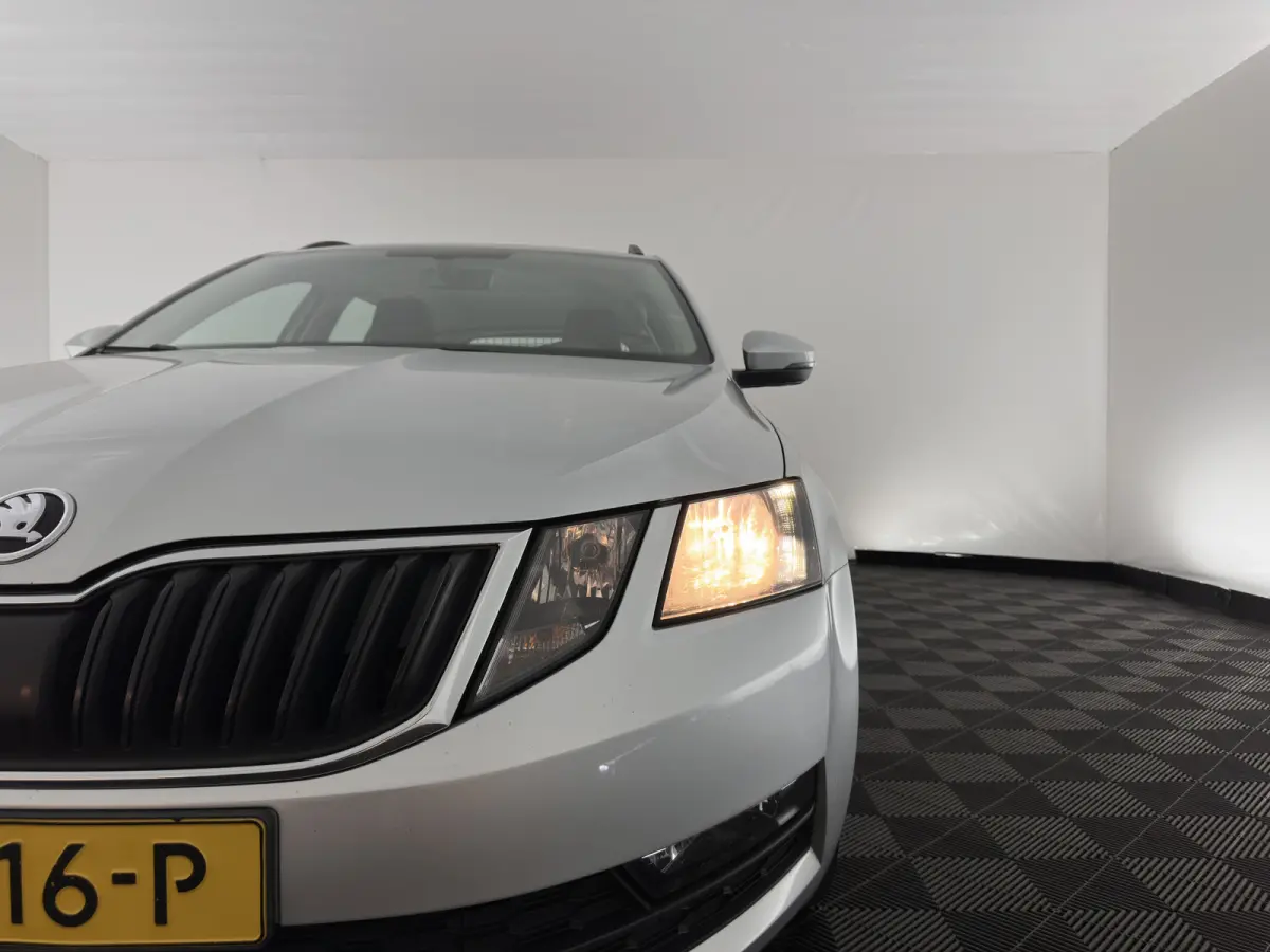 1.6 TDI Greentech Ambition Business (INCL-BTW) *NAVI-FULLMAP | COMFORTSEATS | ECC | AMUNDSEN-AUDIO | PARKPILOT | CRUISE | 16''ALU*