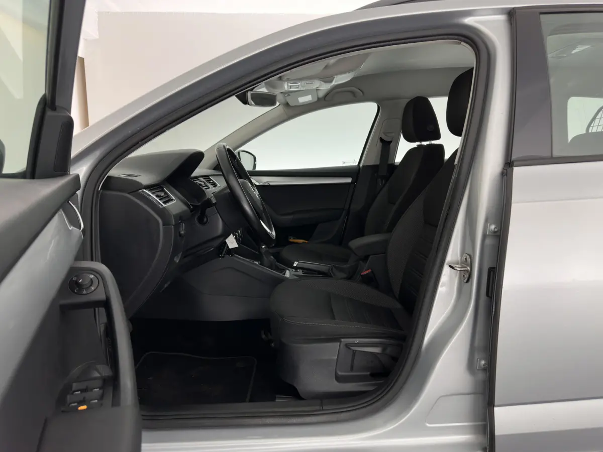 1.6 TDI Greentech Ambition Business (INCL-BTW) *NAVI-FULLMAP | COMFORTSEATS | ECC | AMUNDSEN-AUDIO | PARKPILOT | CRUISE | 16''ALU*
