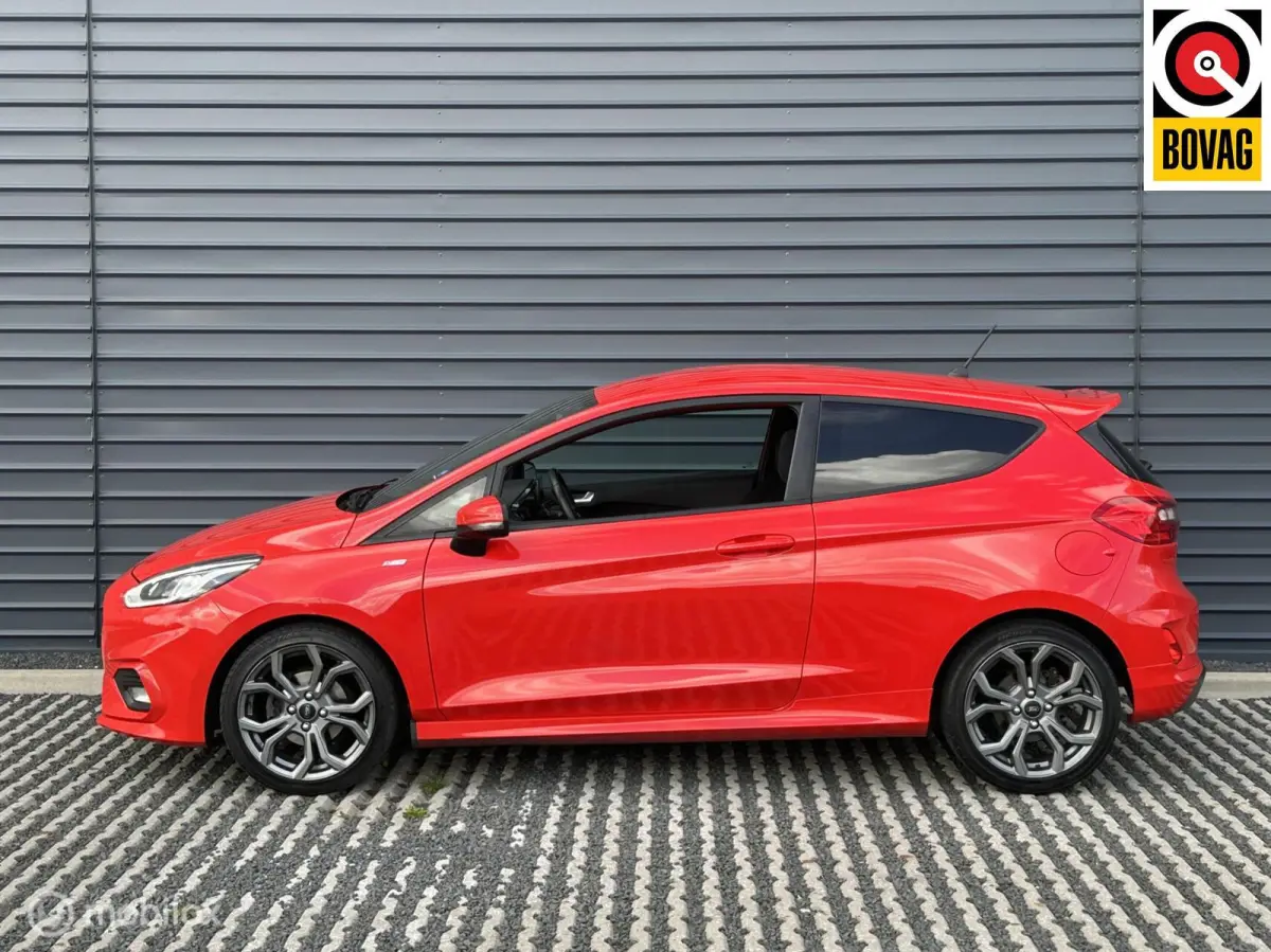 1.0 EcoBoost Red Edition | ST Line