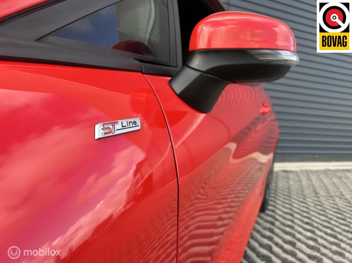 1.0 EcoBoost Red Edition | ST Line